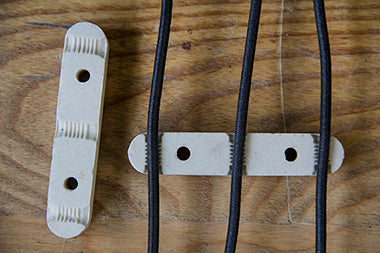 PORCELAIN CLEAT PAIR