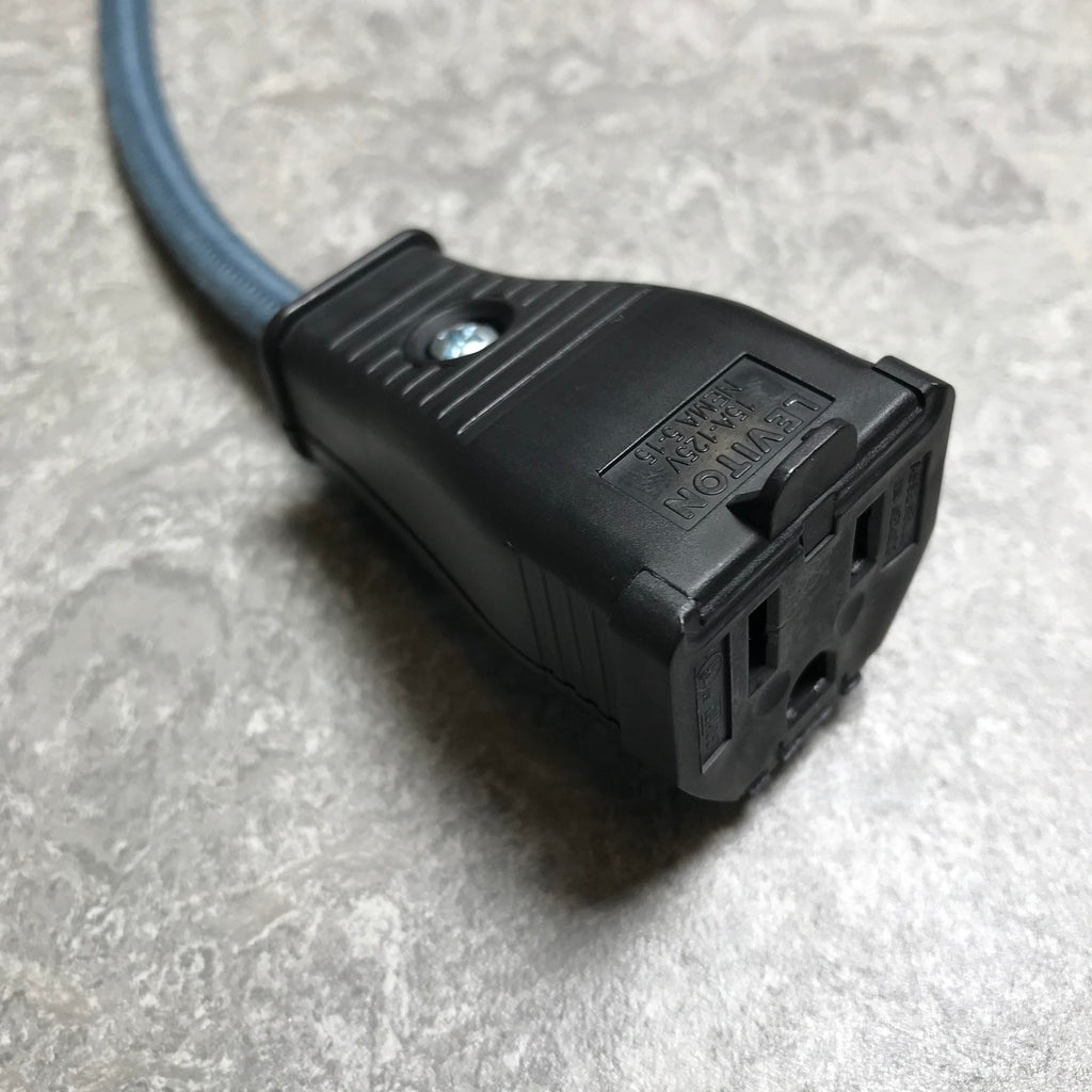 FEMALE GROUNDED CONNECTOR for 3-PRONG PLUG, Black