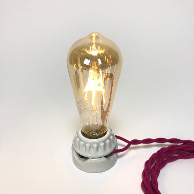 BULB: EDISON STYLE WITH LED FILAMENT
